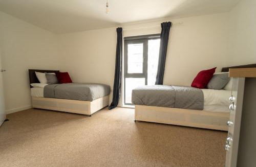 Woking Apartment | Spacious Apartment in Woking Town Centre