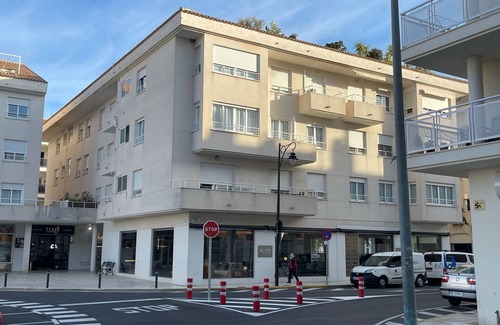 Altea Apartment | Spacious apartment near to the sea, elevator, underground parking, WLAN, central