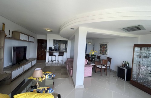 Ilheus Apartment | Spacious apartment! Noble seafront area!