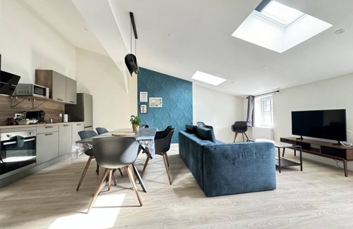 Riom Apartment | Spacious apartment sleeps 8 in the center of Riom