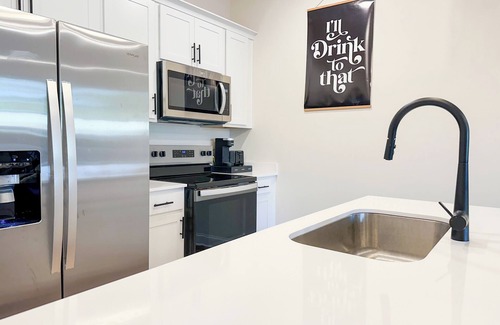 Chattanooga Apartment | Spacious Apartment only 2 minutes to DT, Game Room