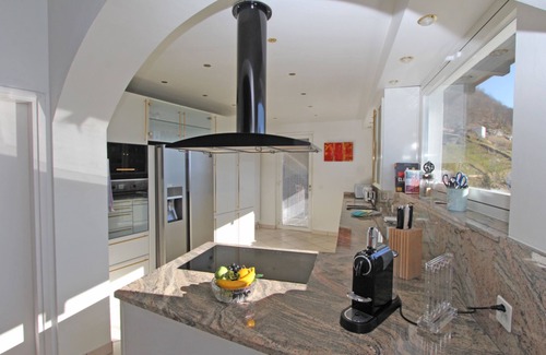 Brione sopra Minusio Apartment | Spacious apartment with its own indoor pool and magnificent panoramic view