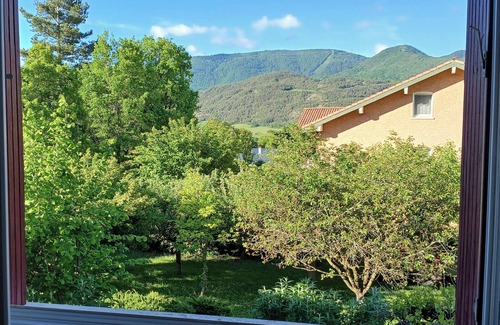 Chorges Apartment | Spacious apartment with terrace 5 minutes' walk from the center