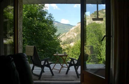 Allos Apartment | Spacious apartment with large terrace in nature