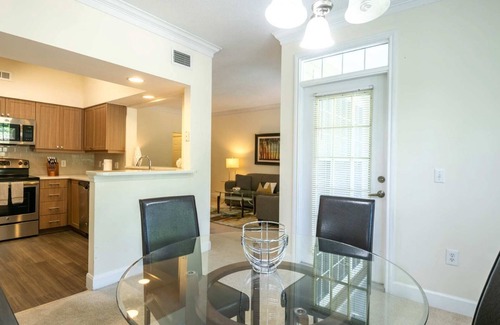 Waltham Apartment | Spacious Apt with Pool