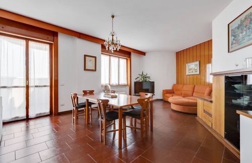 Greco Apartment | Spacious APT with terrace! Central Station 2km away
