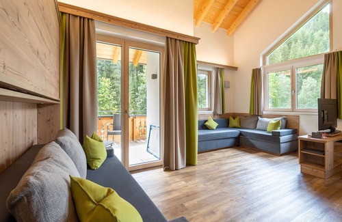Saalbach Ski Chalet | Spacious chalet with sauna