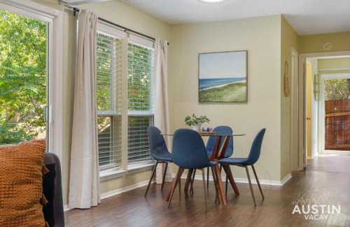 Highland Hills Apartment | Spacious ATX Apt with Private Deck and All Essentials