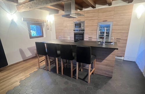 Allos Ski Chalet | Spacious, authentic farmhouse chalet