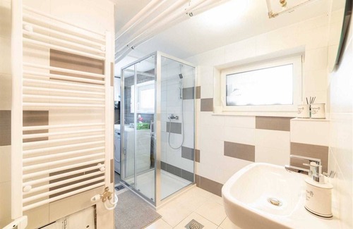Ljubljana Apartment | Spacious Bah Apartment