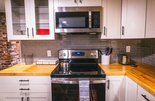 Cheyenne Apartment | Spacious basement with brand new kitchen