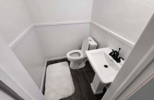 Jacksonville Apartment | Spacious, bright, newly remodeled 3br 1 1/2 bath
