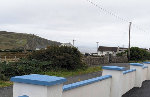 Achill Sound House | Spacious bungalow on Wild Atlantic way