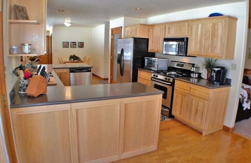 Bayfield Cabin | Spacious Cabin Right on Vallecito Creek with Gorgeous Views