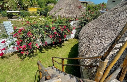 Tubara Cabin | Spacious cabin with pool and kiosk in Palmarito