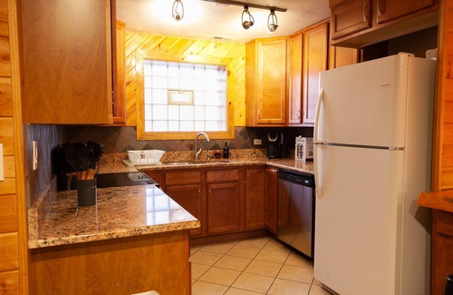Friendship Cabin | Spacious cabin with two full kitchens