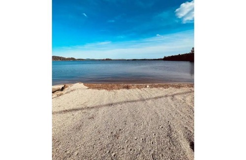 Franklin House | Spacious camper with sandy beachfront access!