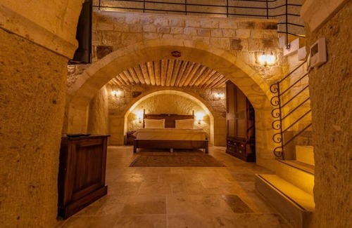 Urgup Hotel | Spacious Cave Room Offering Perfect Family Getaway | Pool Access & Free Parking
