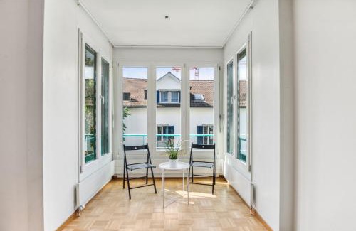 Hottingen Apartment | Spacious Central Apartments HOTING