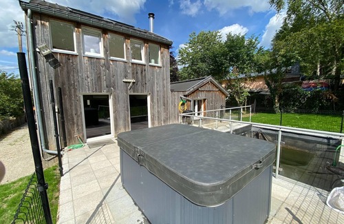 Jalhay Ski Chalet | Spacious chalet in Jalhay with jacuzzi