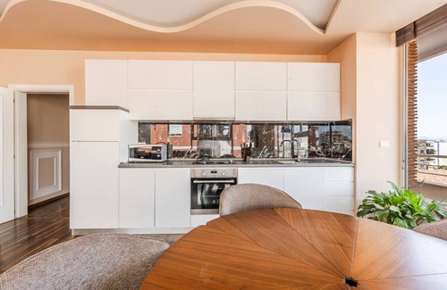 Shkoder Apartment | Spacious City-View Apartment Overlooking Shkodër