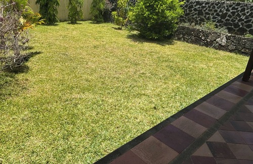 Centre de Flacq House | Spacious citycentre home 12 min to Belle Mare Beach!