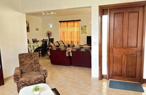 Centre de Flacq House | Spacious citycentre home 12 min to Belle Mare Beach!