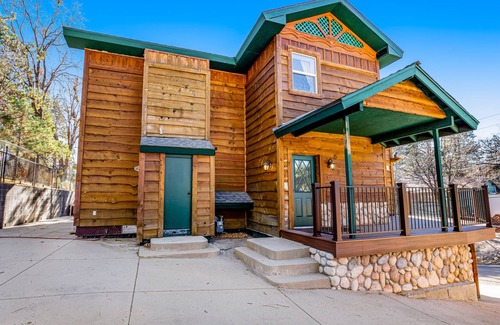 Arrowbear Lake House | Spacious, classic home near skiing - fireplace, game room & summer seasonal pool