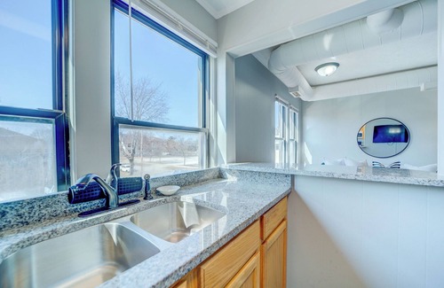 Nelson Apartment | Spacious Classic Studio - Apt C