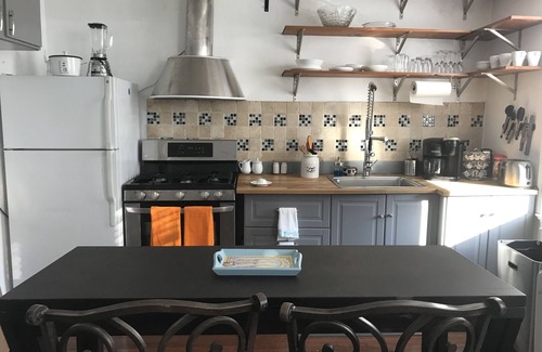 North Bergen House | Spacious, clean Aparment only 15 Minutes To NYC!