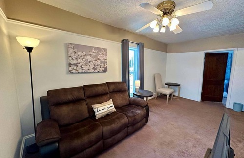 Sault Ste. Marie Apartment | Spacious, Clean, 3-bedroom apartment in downtown Sault Ste. Marie