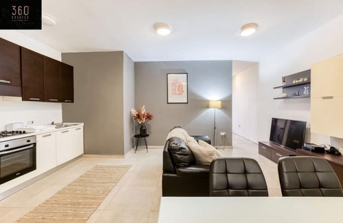 Msida Apartment | Spacious, comfortable 2BR home in Msida with WIFI