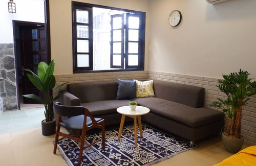 District 1 Apartment | Spacious Condo between Ben Thanh Market and Bui Vien Backpacker Are