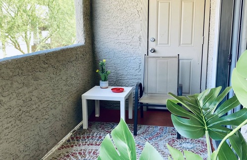 Las Vegas Apartment | Spacious condo w/pool 5 min to strip