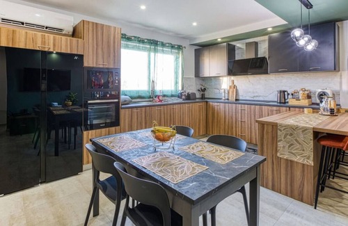 Fgura Apartment | Spacious & Cosy 3BR Apt with Private Balconies!