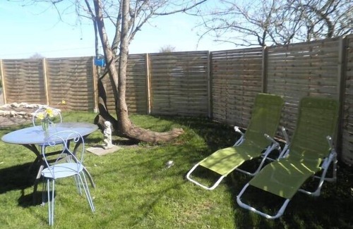 Carentan Cottage | Spacious cottage + garden, parking nearby. landing beach/port