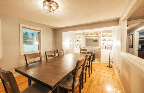 Freeport House | Spacious Country Home Freeport, 5 min to LL Bean!