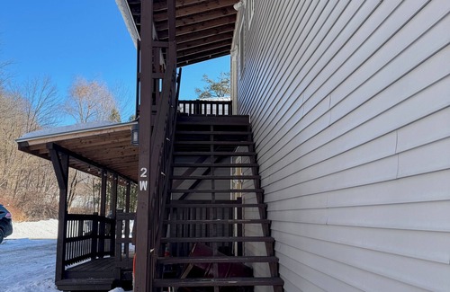 Rumford Apartment | Spacious & cozy 3-bdrm apt in the Western Mountains of Maine no cleaning fee!