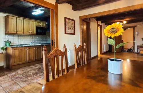 Larraun Cottage | Spacious, cozy house with views in Navarra