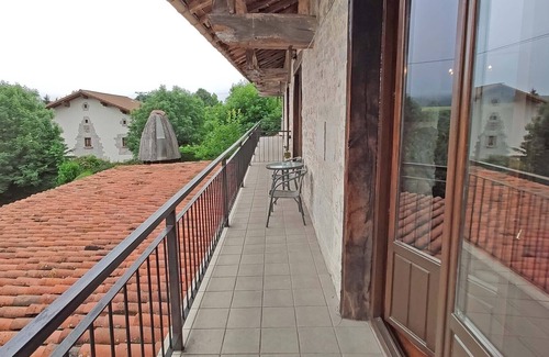 Larraun Cottage | Spacious, cozy house with views in Navarra