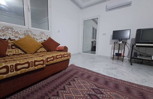 Cite La Gazelle Apartment | Spacious & Cozy Room with Fast WiFi in Tunis
