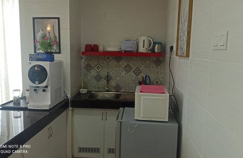 Kampung Telaga Nibong Apartment | Spacious & Cozy Studio W/ POOL 5min to Pasar Siti Khadijah. Free WI-FI, NETFLIX