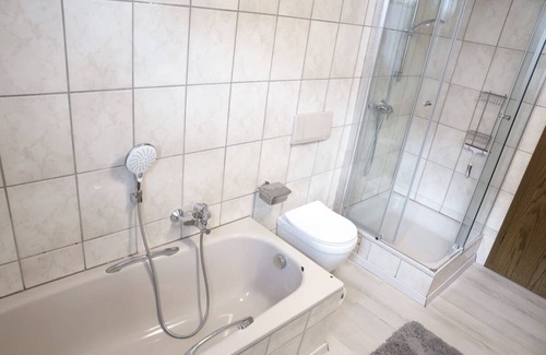 Balhorn Apartment | Spacious!