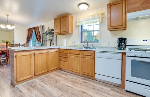 De Tour Village House | Spacious De Tour Village Home Near Lake Huron!