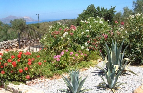 Kampia House | Spacious detached villa with private pool & panoramic views to sea and mountains