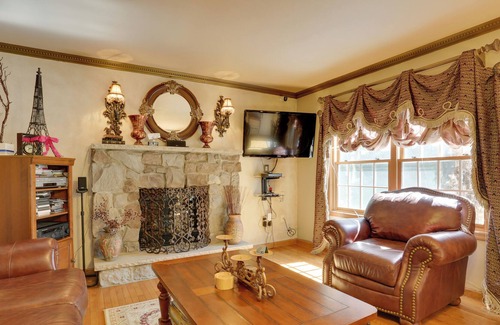 Dingmans Ferry House | Spacious Dingmans Ferry Home w/ Deck & Yard