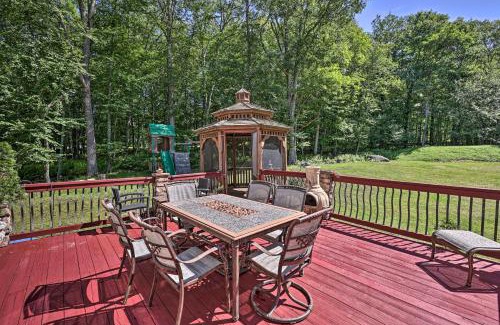 Dingmans Ferry House | Spacious Dingmans Ferry Home with Deck and Yard