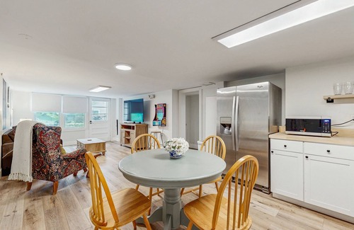 Montreat Cottage | Spacious dog-friendly Montreat cottage with firepit, mountain views, & patio