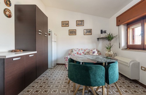 Sanluri Historic Centre Condo | Spacious emerald Penthouse with 3 bedrooms