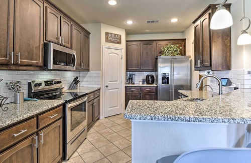 Ennis House | Spacious Ennis Home w/ Huge Family Backyard!